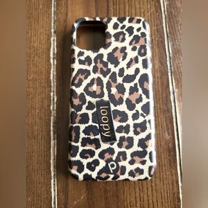 Leopard print loopy phone case!